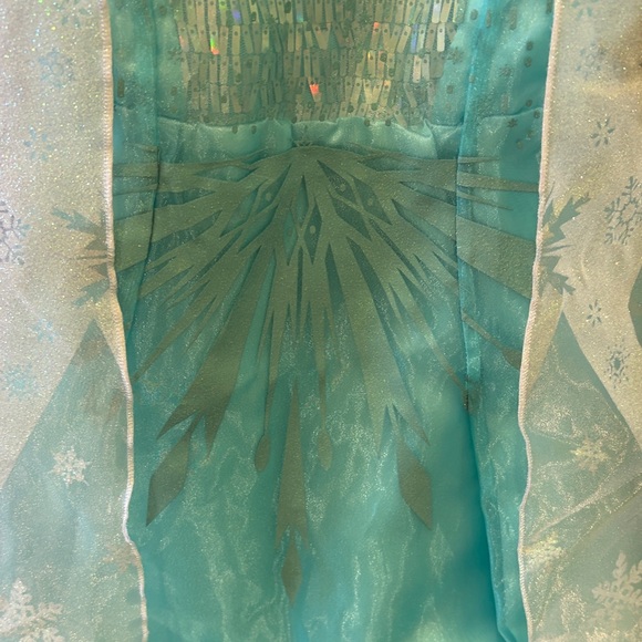 Toddler Elsa Costume size 3T - Picture 6 of 7